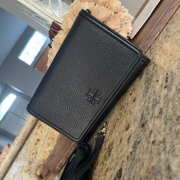 New🖤 tory Burch Thea leather crossbody/ wallet - Picture 8 of 9